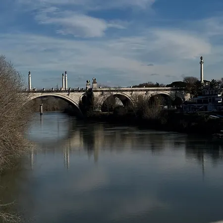 Lejlighed Ponte Milvio & Parking- La De Sophie Rom